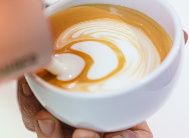 How To Pour Milk For Latte Art